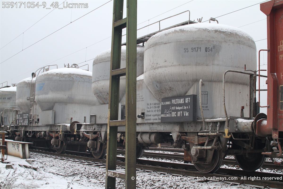 559171054-9_48_Ucmms.JPG